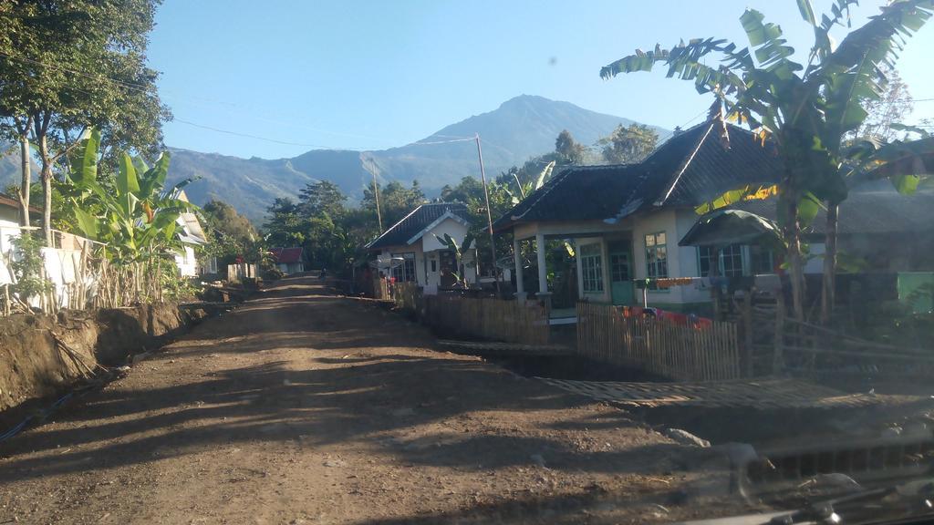 Tetebatu Indah Homestay Extérieur photo